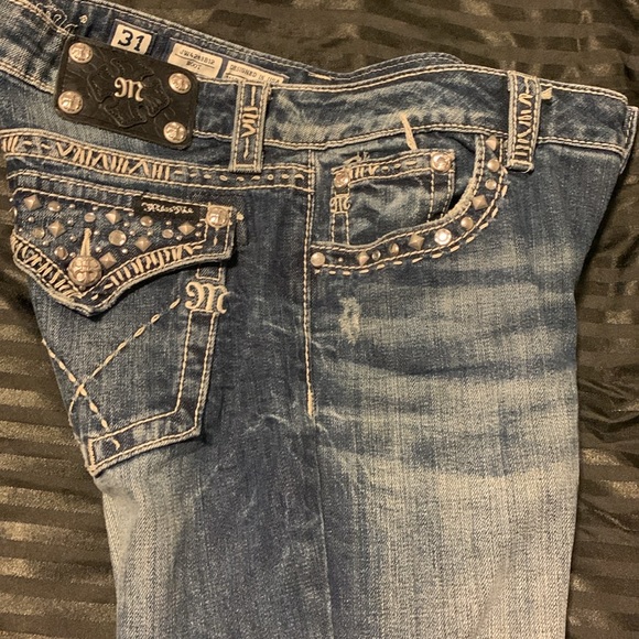 Miss Me jeans- Barely Worn - Like New - Picture 3 of 3